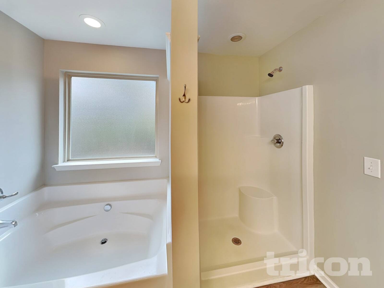 Building Photo - 203 Magnaview Dr