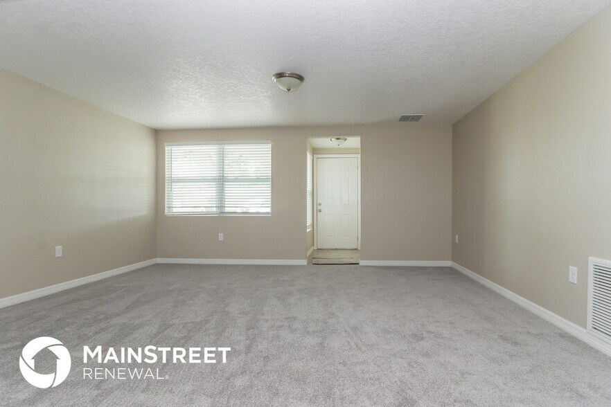 Building Photo - 6633 Tripoli Way