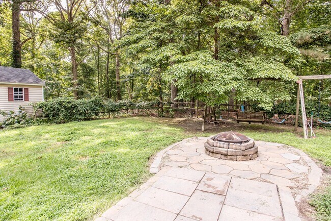 Building Photo - 14530 Fox Knoll Dr