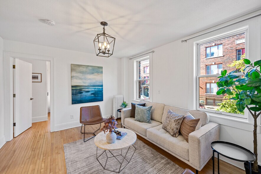 NW corner, views of downtown and overlooking the street (not another building or parking lot) - 1705 Stevens Ave