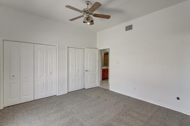 Building Photo - 15321 Dasmarines - 3/bed 2/bath $2,099/mo