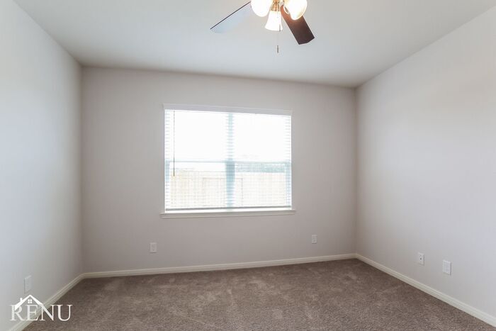 Building Photo - 10455 Red Cardinal Dr