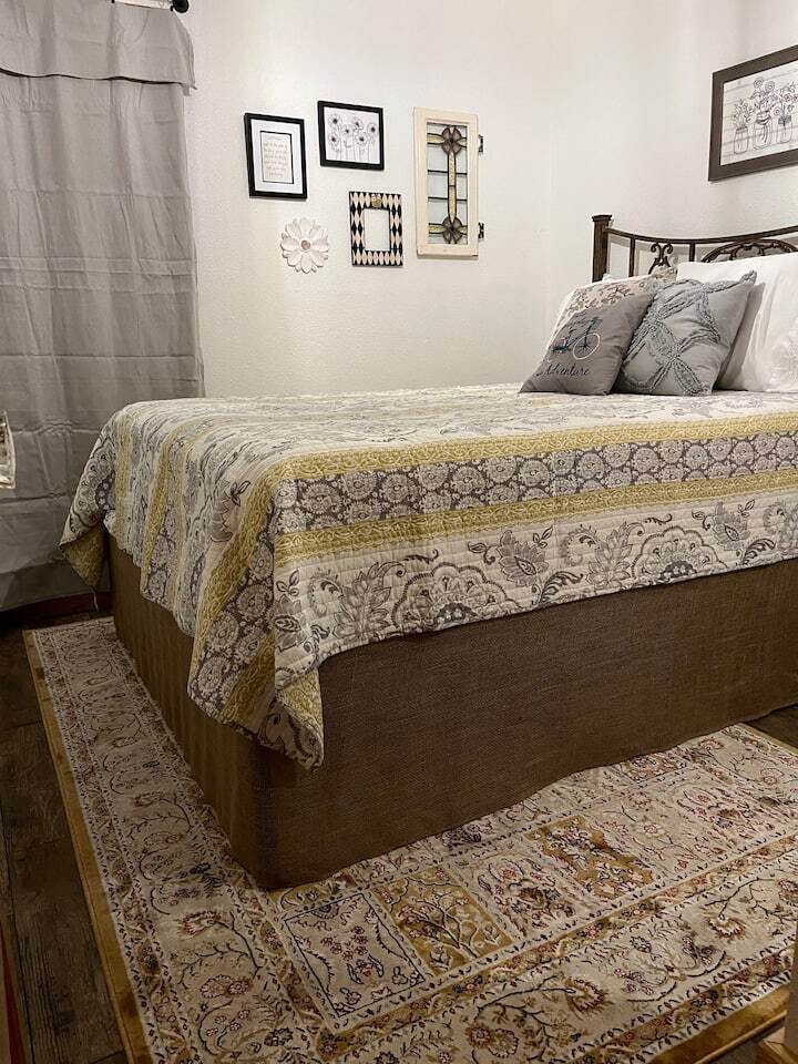 Building Photo - 12102 Carriage Ct SE