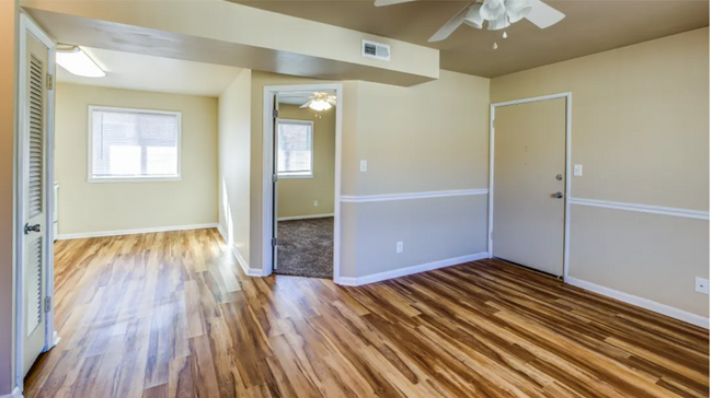 Wood Flooring in Living Space - 703 E Oak St