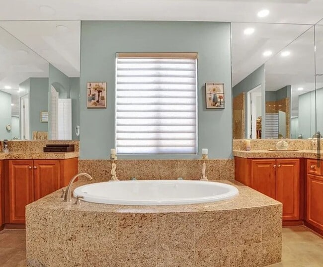 Building Photo - Luxury Home at Stonebrook Estates-Gated Community- 4 Bedrooms, 5 Bathrooms