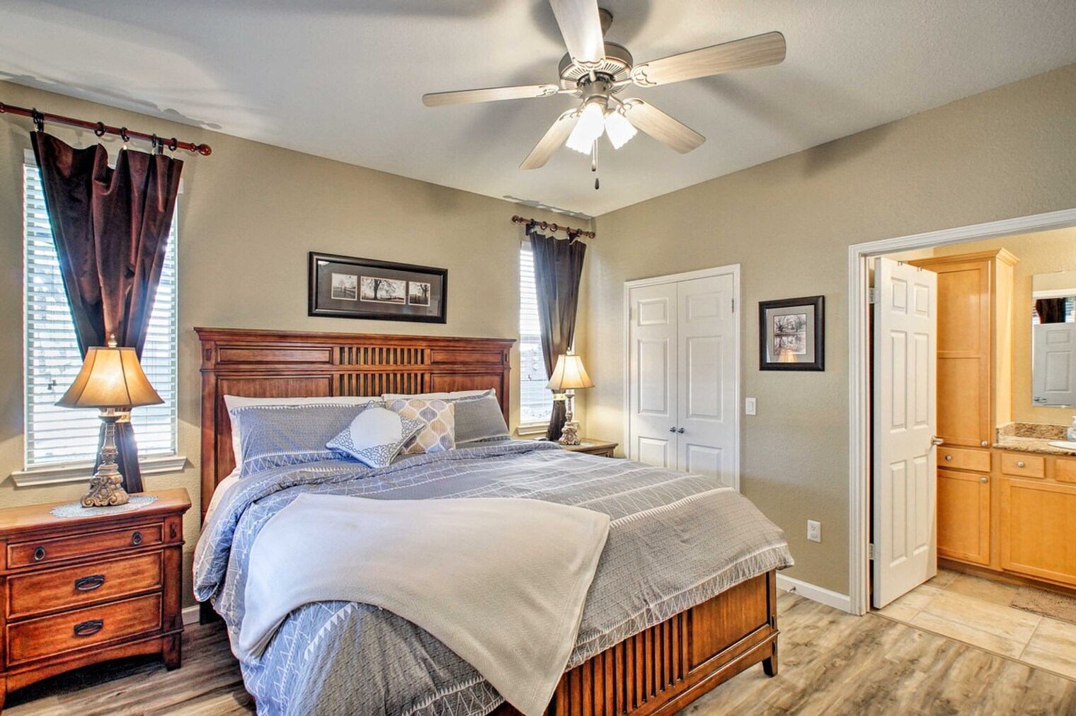 Building Photo - 7009 E Acoma Dr