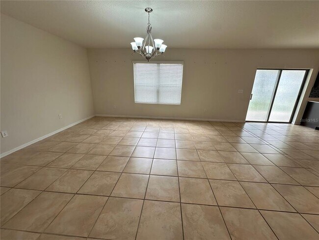 Building Photo - 630 Citrus Isle Blvd