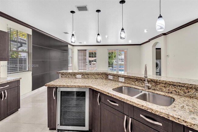 Building Photo - 1102 SW 149th Path