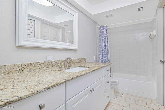 Building Photo - 606 Gerald Ave