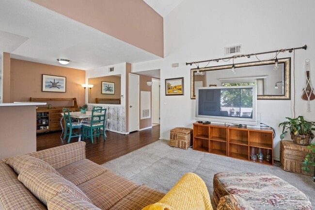 Building Photo - 21305 Nandina Ln