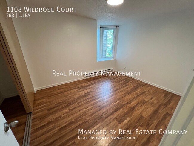 Building Photo - 1108 Wildrose Ct
