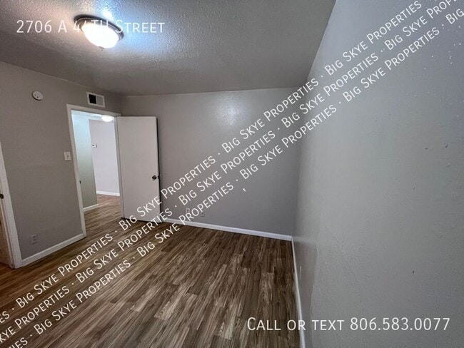 Building Photo - 2706 44th St