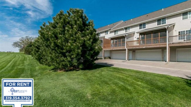 Building Photo - $1,975 | 3 Bedroom, 2.5 Bathroom Town Home | Pet Friendly* | Available for an August 1st, 2026 Mo...