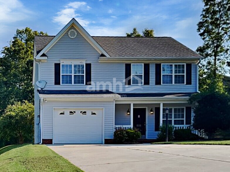 Primary Photo - 606 3 Oaks Dr