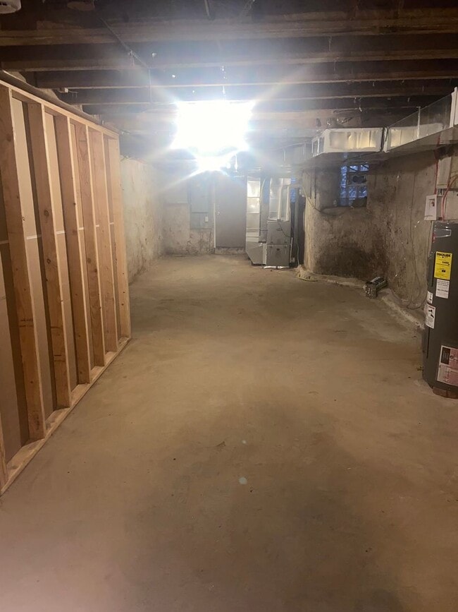 Building Photo - Remodeled Home - Oak Lane