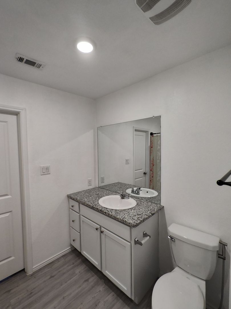 Building Photo - 12911 Chinali Spgs