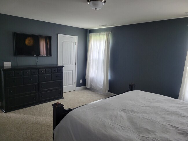 TV in master bed - 4408 Lady Rita Ln