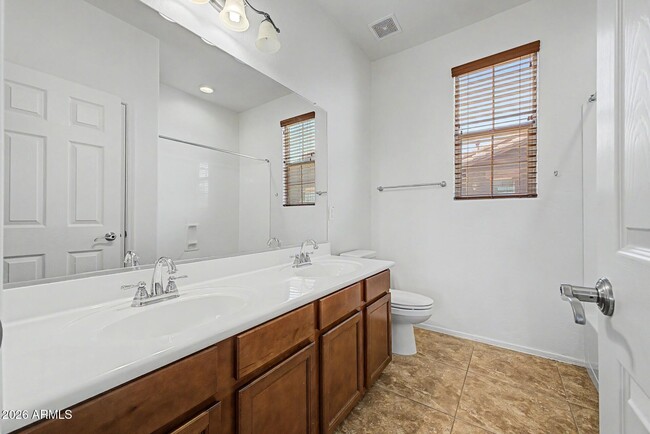 Building Photo - 15102 W Westview Dr