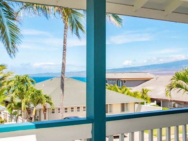 Building Photo - Luxury Maui Living in a Spacious Wailuku S...