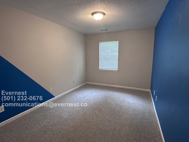 Building Photo - 3816 Soapstone Rd