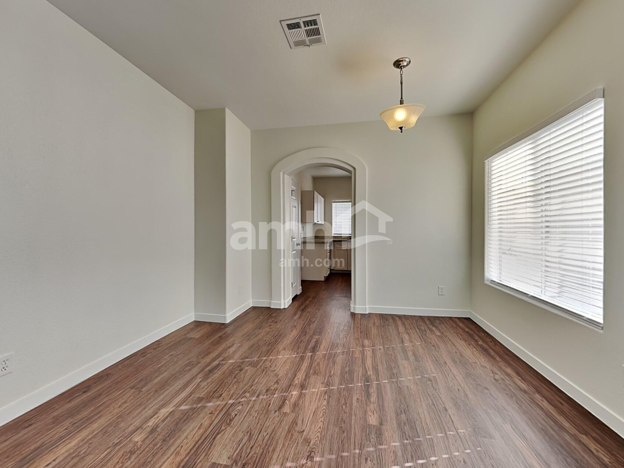 Building Photo - 7728 Sublimity Ave