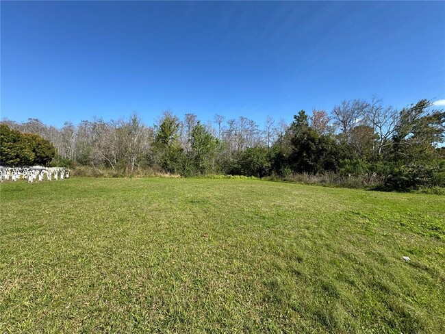 Building Photo - 10427 Flowers Ave