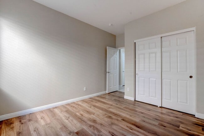 Building Photo - 2294 Tedesca Dr