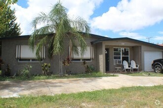 Building Photo - 3 bed house for rent