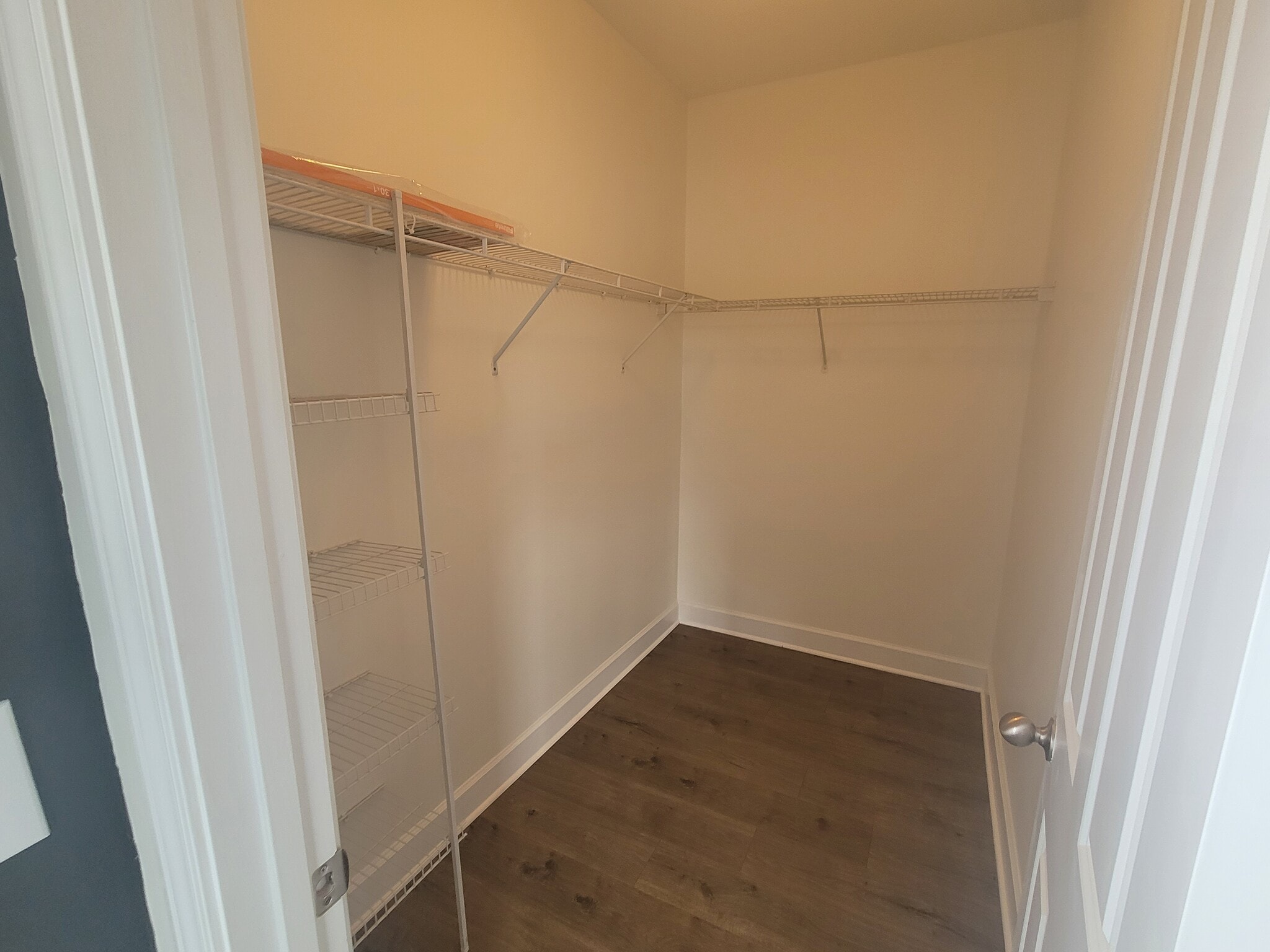 Master Closet - 7231 Althorp Way
