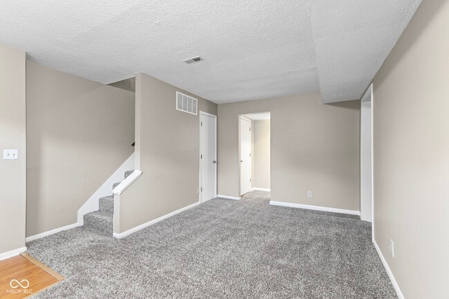 Building Photo - 420 S East St