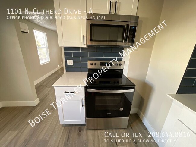 Building Photo - Updated 2 Bedroom Near Veterans Pkwy