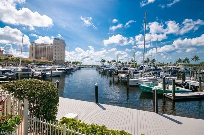 Building Photo - 6061 Silver King Blvd