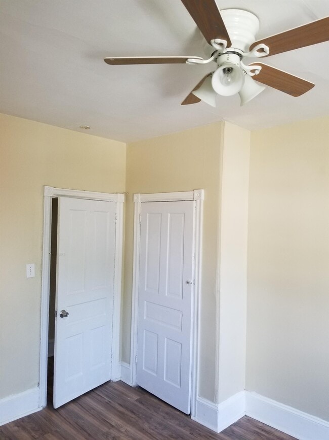 Building Photo - 2200 Washington St