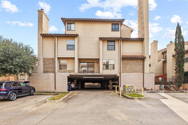 Building Photo - 4777 Cedar Springs Rd