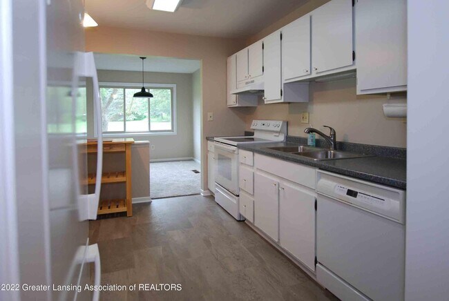 Building Photo - 2926 Mt Hope Rd