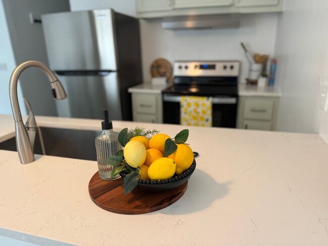 Building Photo - $200 off your move in by 10/1!  Completely...