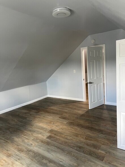 Bedroom #5 - 49 Elder St