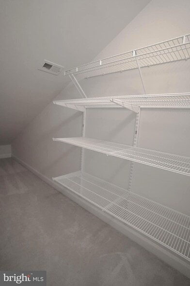 Building Photo - 1609 Leeds Castle Dr