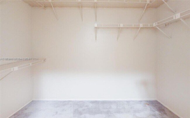 Building Photo - 1780 NE 191st St