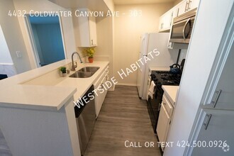 Building Photo - 4432 Coldwater Canyon Ave