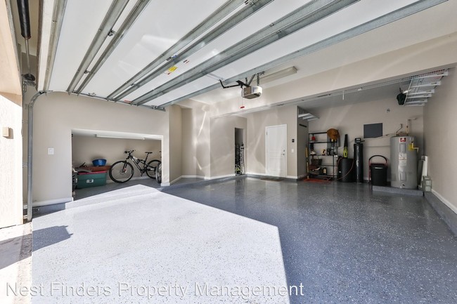 Building Photo - 3 br, 3.5 bath House - 4237 Studio Park Ave