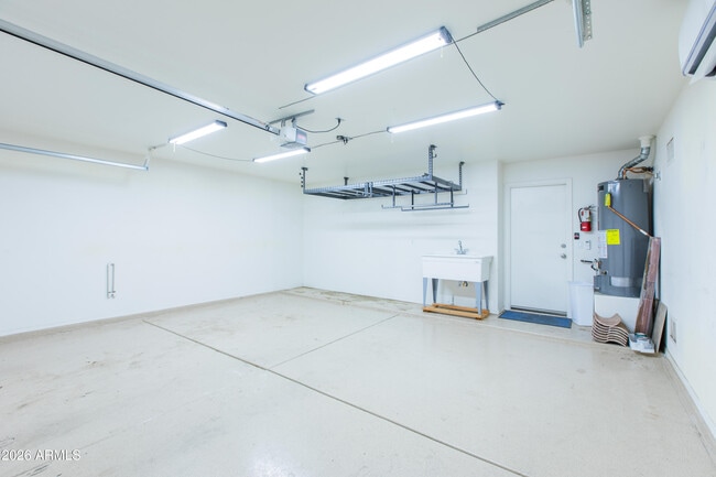 Building Photo - 18623 N 39th Way