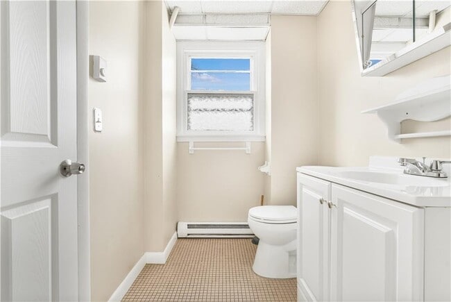 Building Photo - 3421 Pawtucket Ave