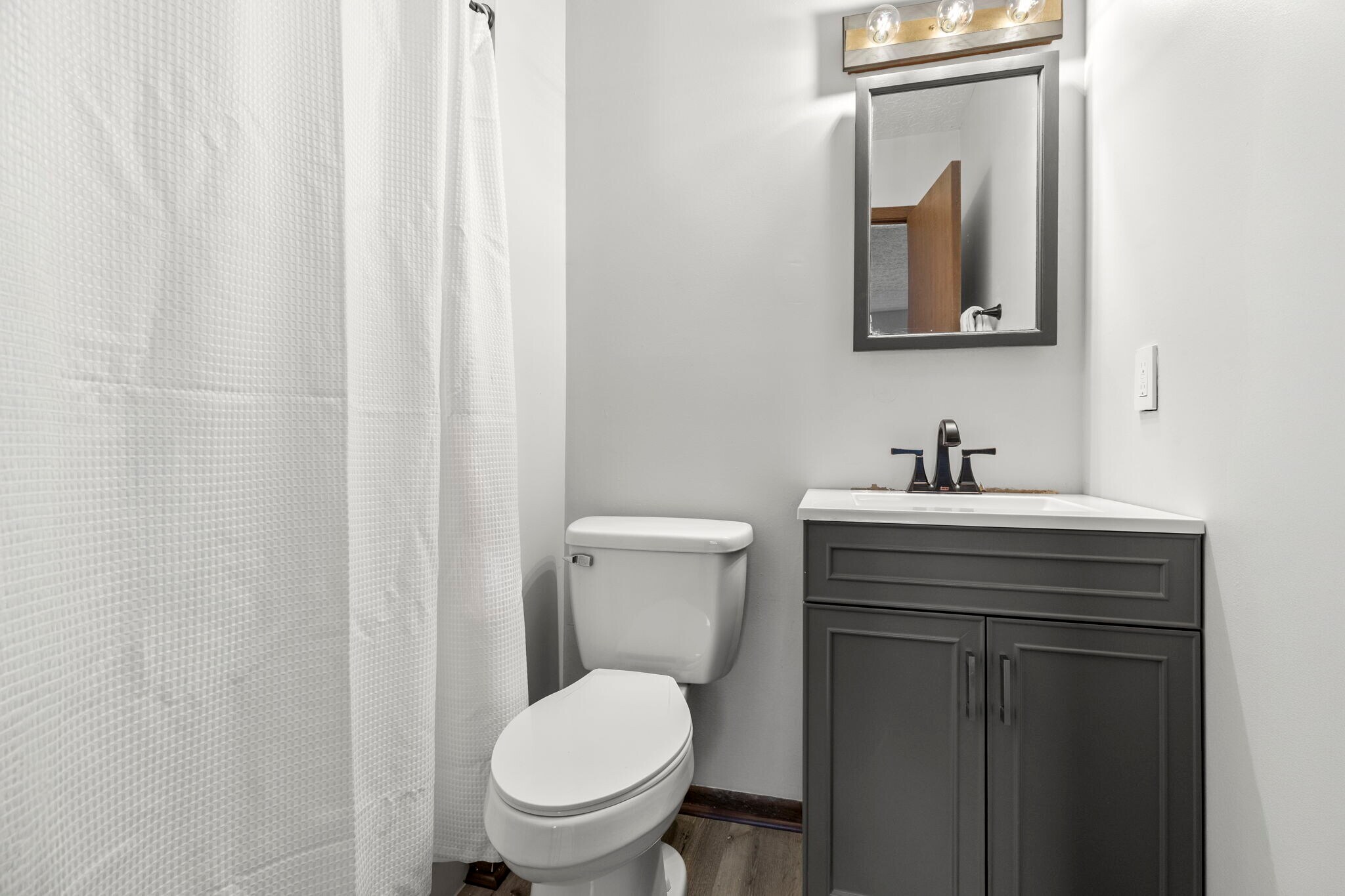 Building Photo - 1800 Weather Stone Ln