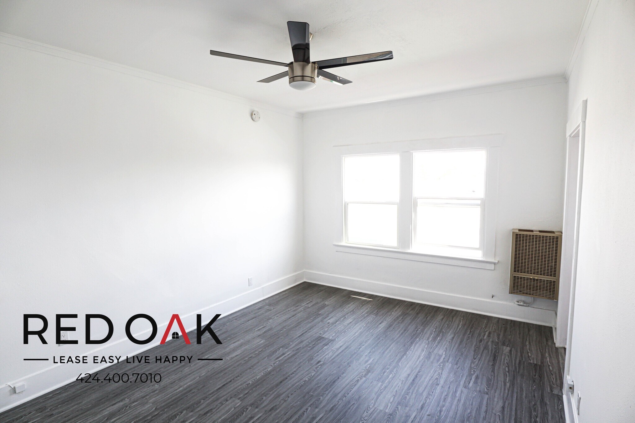 Building Photo - 527 W 15th St