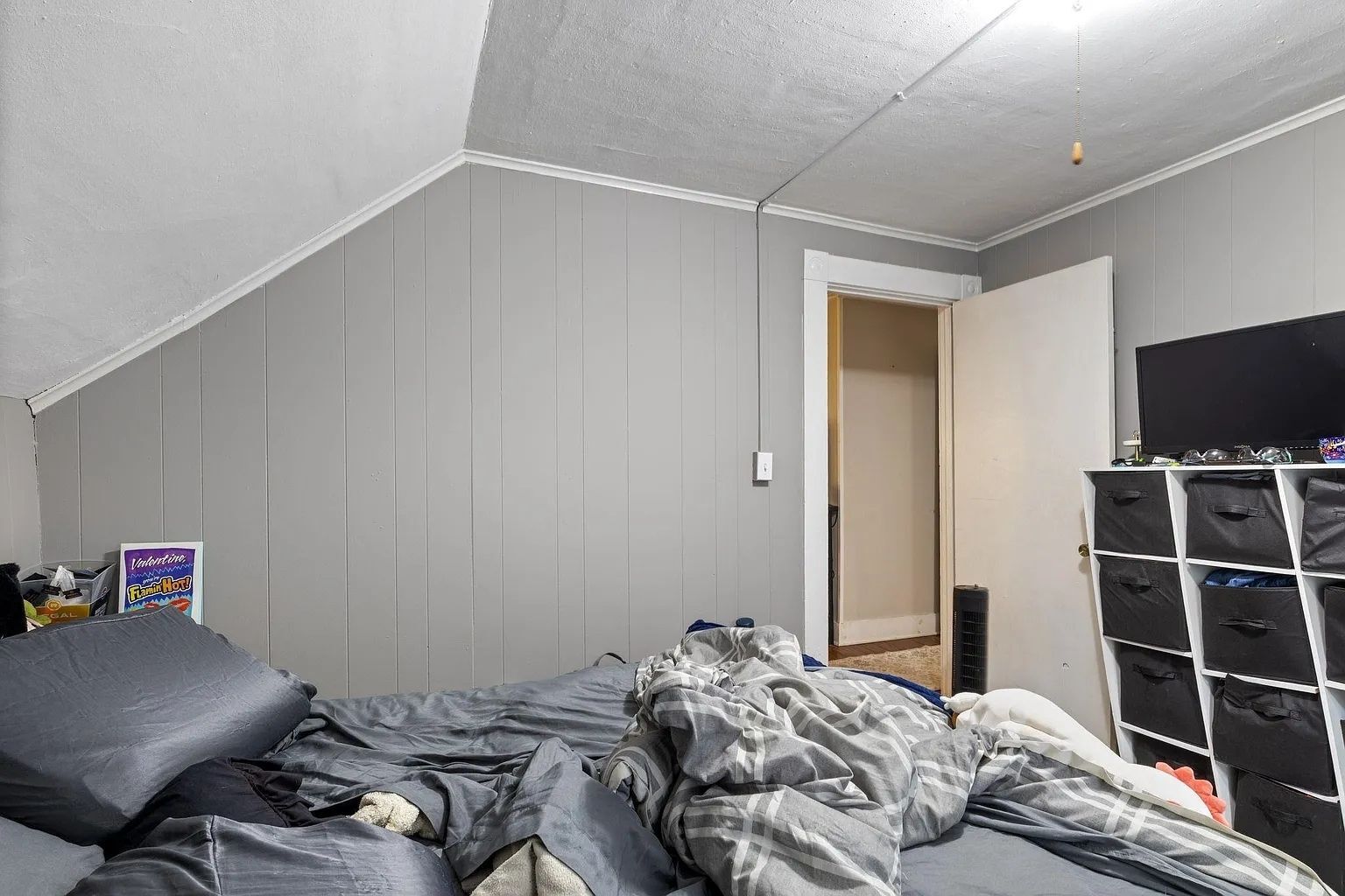 Building Photo - 17 2nd St