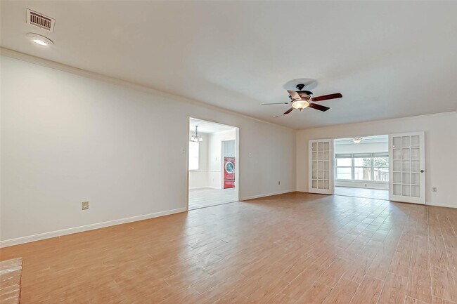 Building Photo - 5507 Enchanted Timbers Dr