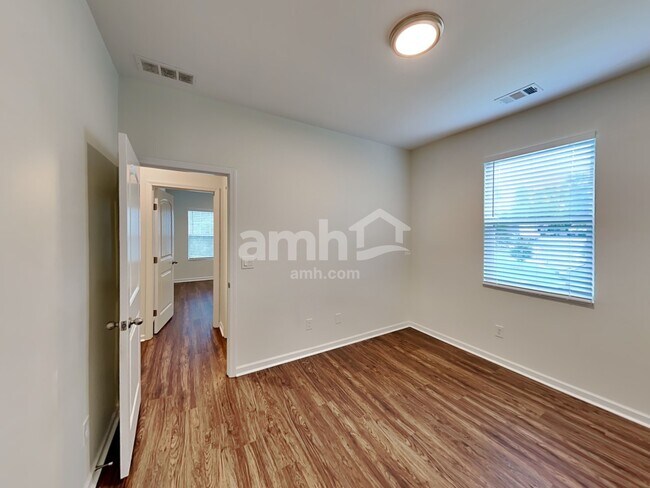 Building Photo - 69 Rivers End Way