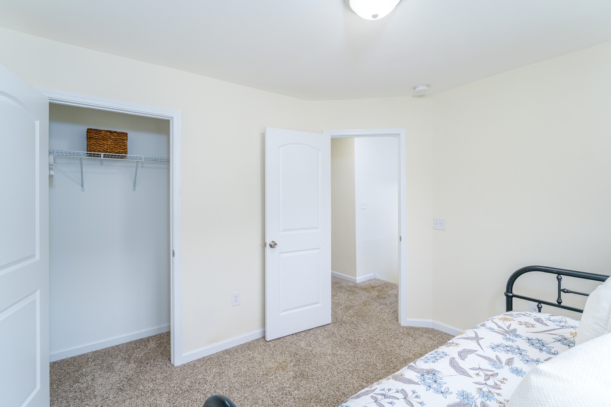 Building Photo - 131 High Bluff Cir