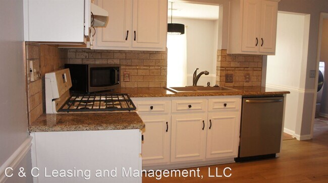 Building Photo - 3 br, 2 bath House - 1950 Amber Drive